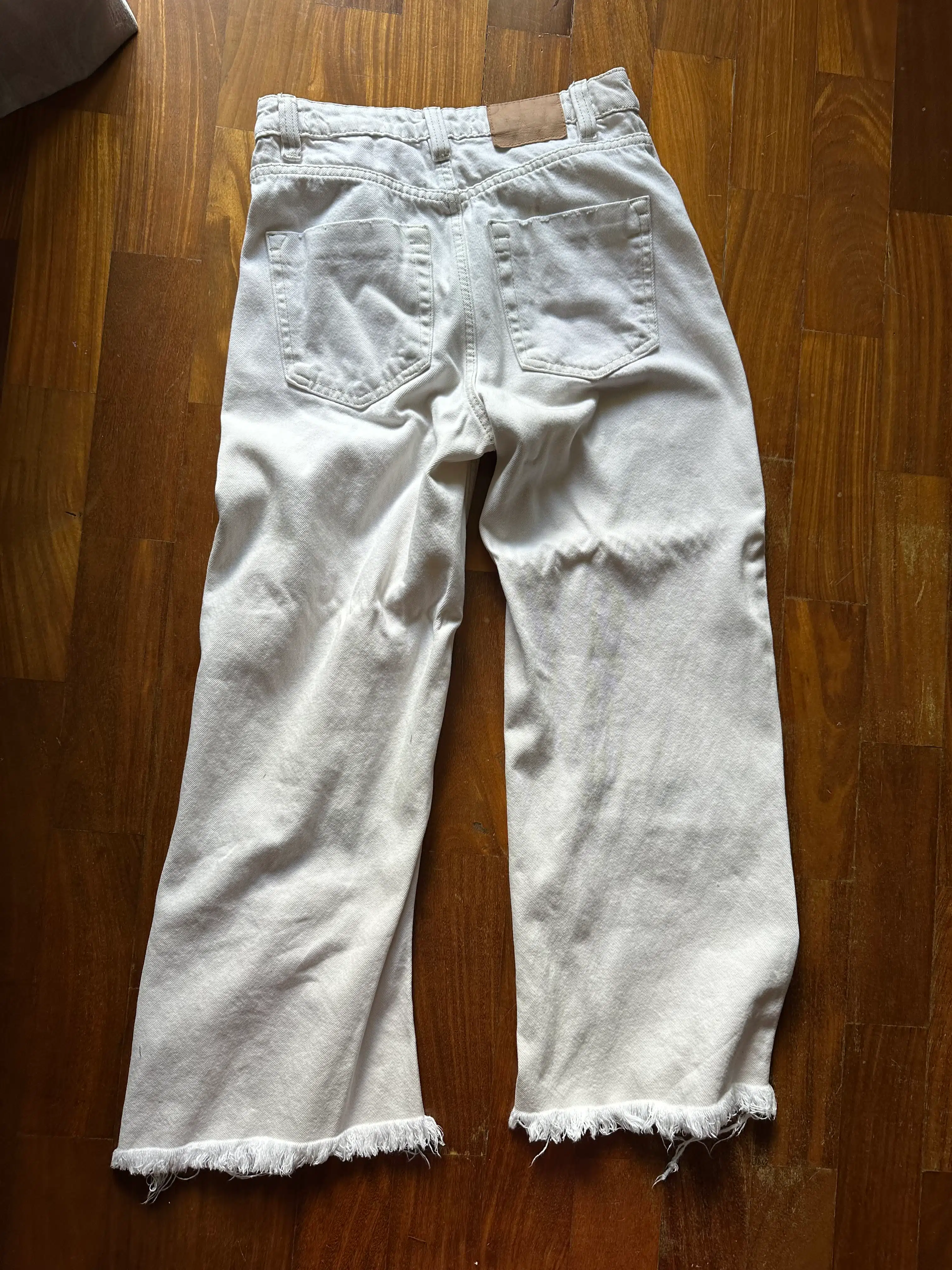 Jeans blanco Bershka talla 2 image 3