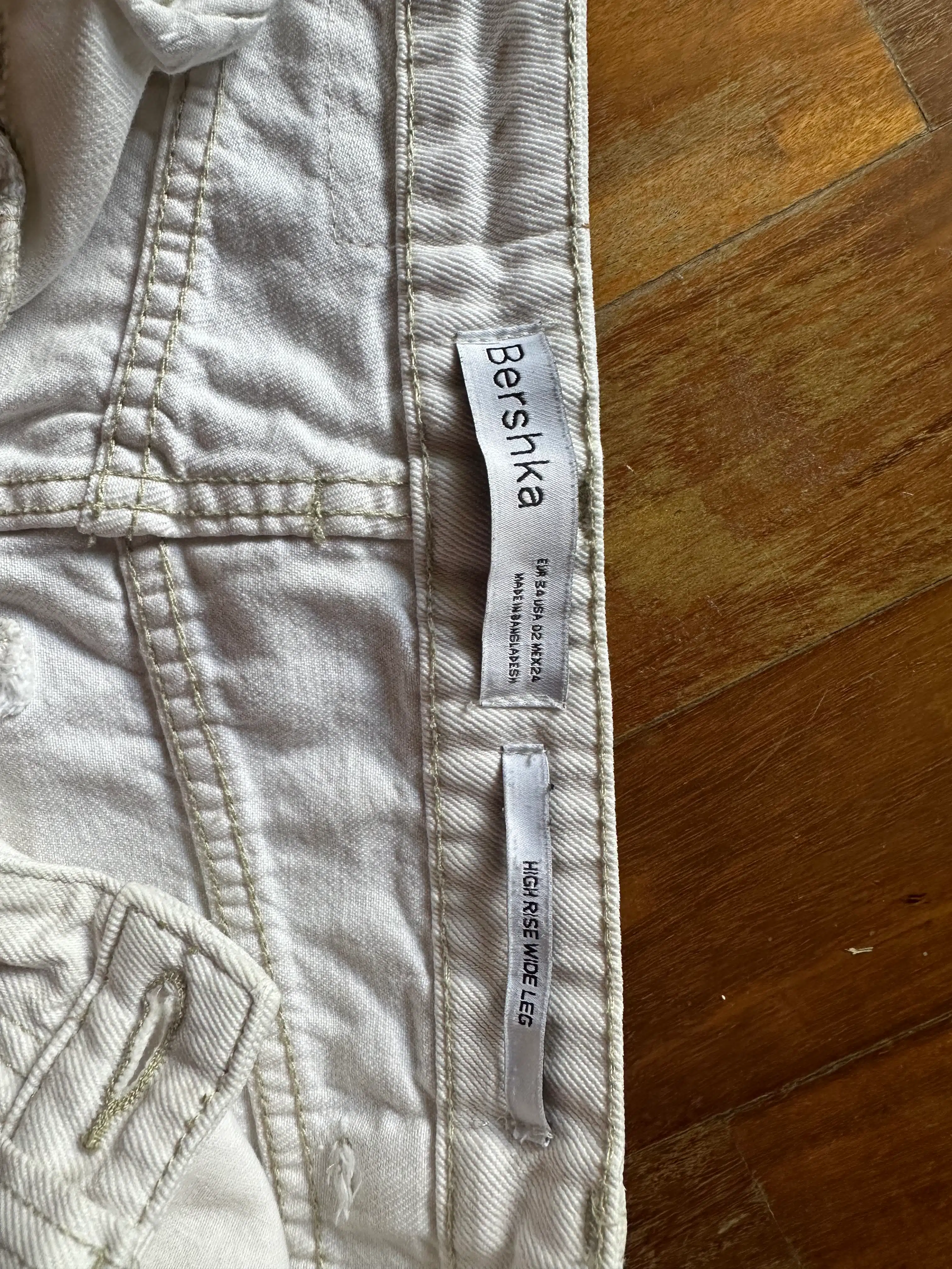 Jeans blanco Bershka talla 2 image 4