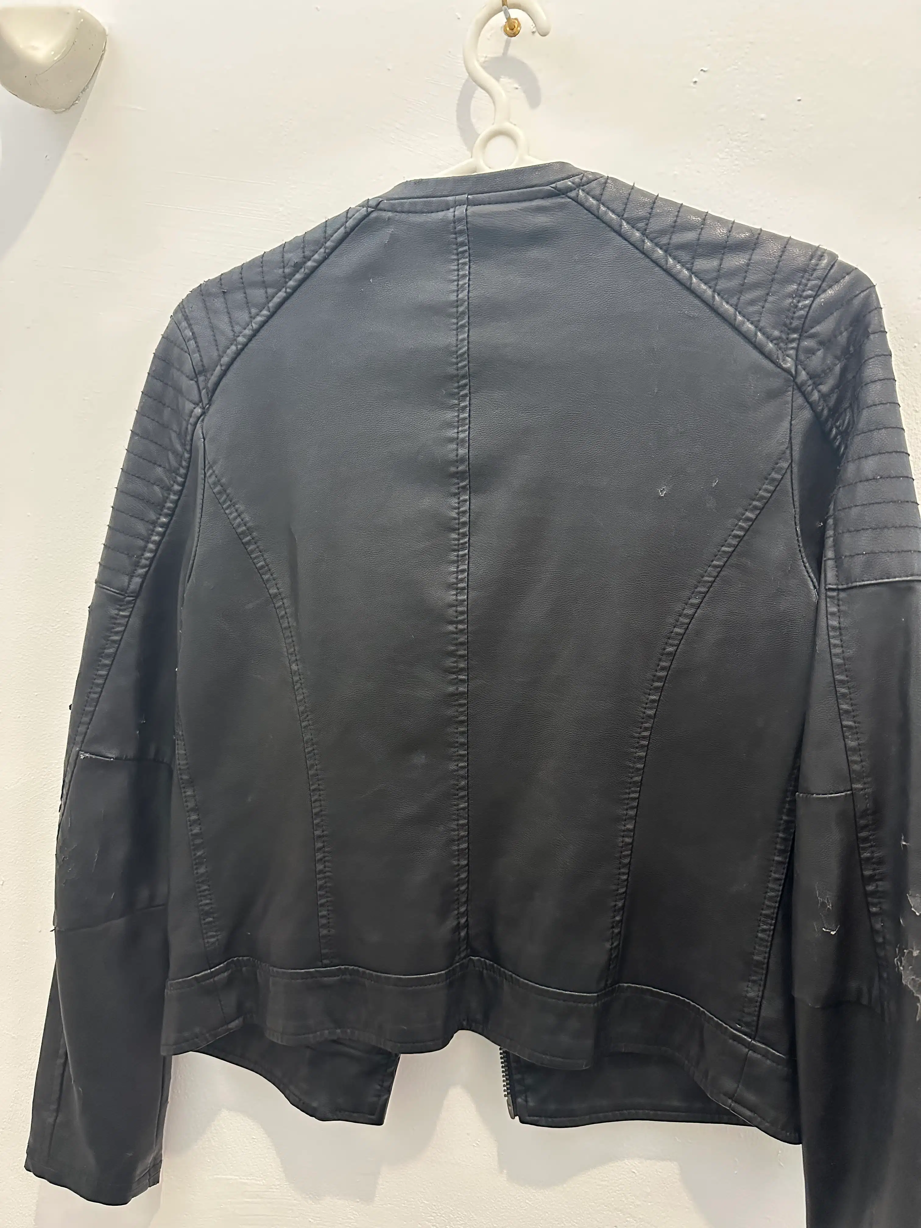 Chumpa de polipiel talla S image 3