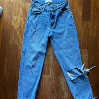 Mom Jeans Abercrombie talla 00 (queda talla 2) thumbnail 2